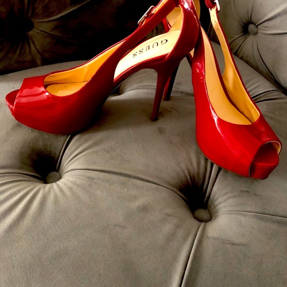 Guess sexy red pumps size 6.5 - Picture 2 of 6